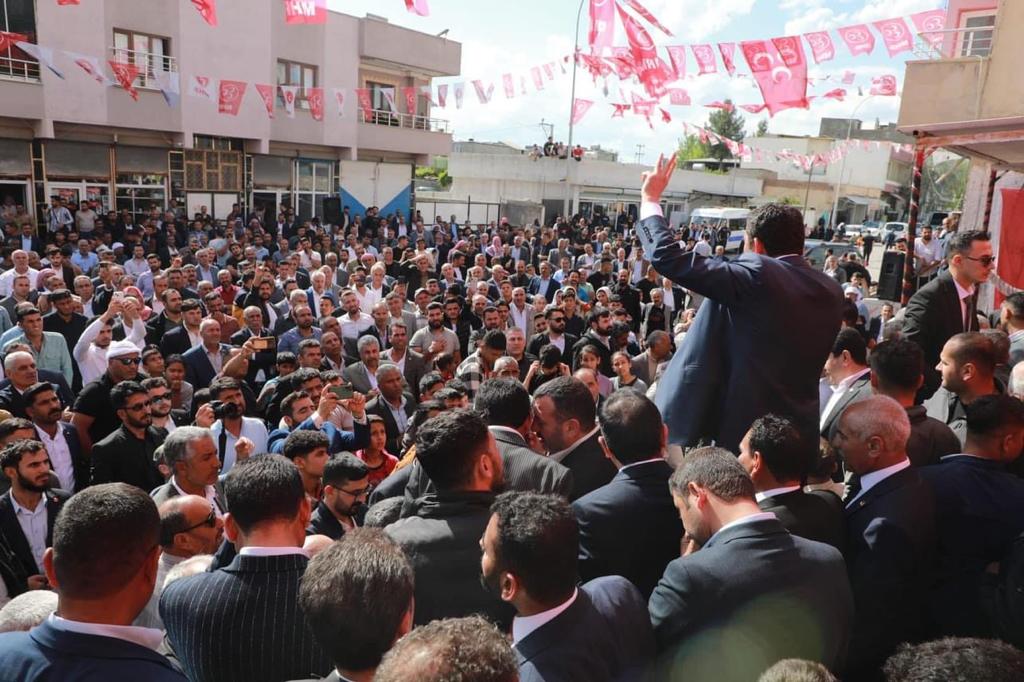 MHP Şanlıurfa İl Başkan Yardımcısı Müdüroğlu Ceylanpınar da seçim bürosu açılışına Akrabaları ile katıldı