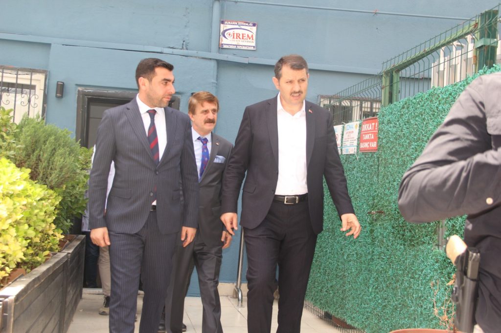 Şanlıurfa Valisi Salih Ayhan Lotus Hastanesi’ne Sürpriz Ziyaret