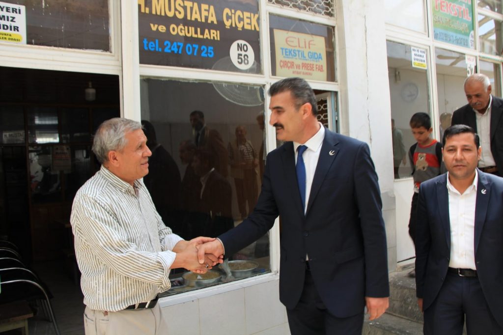 Vekil Adayı Almas Esnaf ziyaretinde bulundu