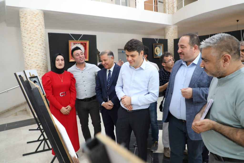 VİRANŞEHİR’DE ‘TARİH VE KADIN’ TEMALI SERGİNİN AÇILIŞI YAPILDI