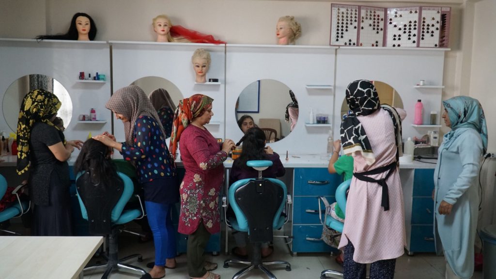 HALİLİYE’DE KADINLARA YÖNELİK POZİTİF AYRIMCILIK