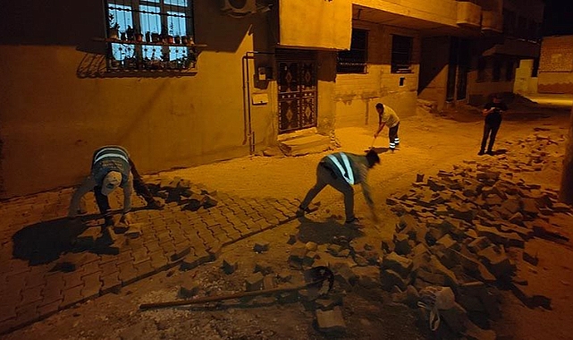 Eyyübiye’de sıcak hava nedeniyle ekipler gece mesaisi yapıyor!