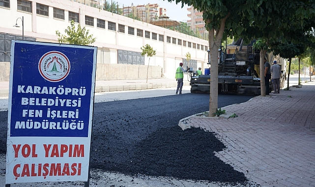 Karaköprü’de yeni yollar asfaltlanıyor