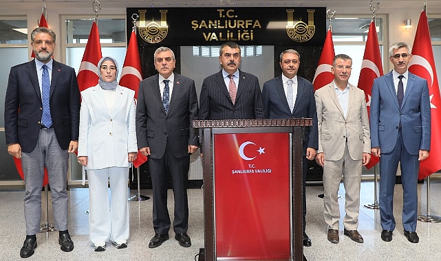 Milli Eğitim Bakanı Yusuf Tekin Şanlıurfa Valiliği’ni ziyaret etti