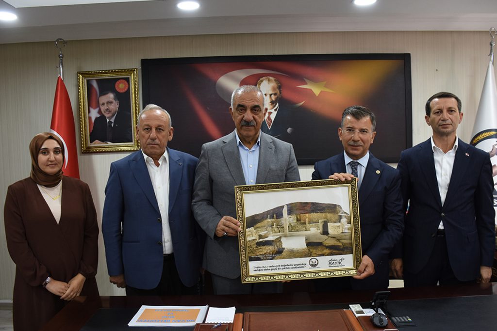 Vekil Cevheri’den Hilvan Belediyesi Projelerine Övgü