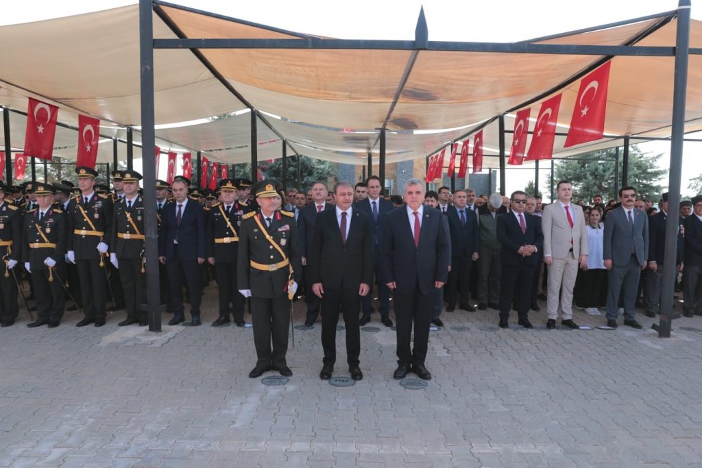 CUMHURİYET’İN 100″cü YIL KUTLAMALARI COŞKUYLA BAŞLADI