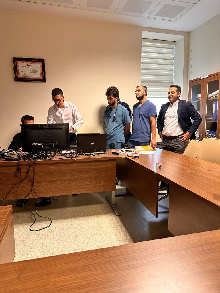 HARRAN ÜNİVERSİTESİ HASTANESİ’NDE “SİMULASYONLA İNVAZİV UYGULAMALAR” EĞİTİMİ GERÇEKLEŞTİRİLDİ