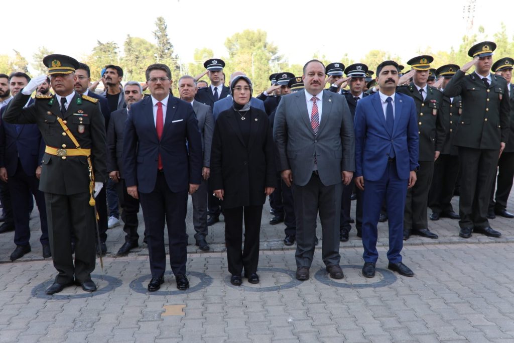 VİRANŞEHİR’DE CUMHURİYETİN 100″cü YIL DÖNÜMÜ COŞKUYLA KUTLANDI