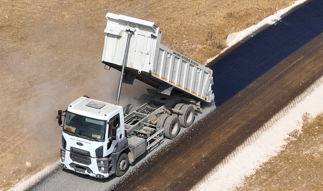 Harran Kırsalında Asfalt Seferberliği Sürüyor