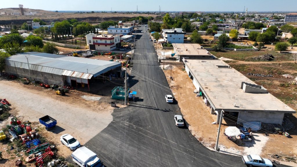 HARRAN’DA BÜTÜN ANA CADDELER SICAK ASFALT İLE BULUŞTU