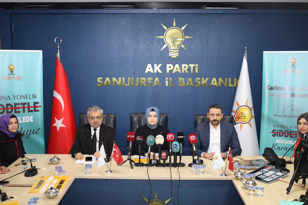 Başkan Demet Saatçi”den kadına yönelik şiddete karşı Mücadele günü basın açıklaması