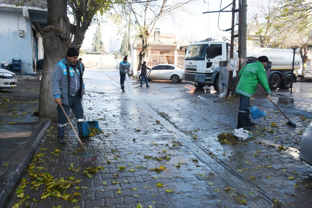 Hilvan’da Cadde ve sokaklar  yıkandı
