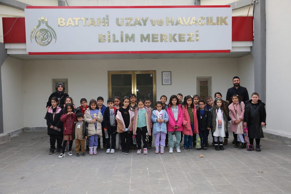 BATTANİ UZAY VE HAVACILIK BİLİM MERKEZİ GELECEĞİN BİLİM İNSANLARINA İLHAM OLUYOR