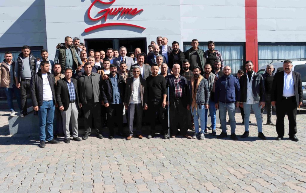 PAZAR ESNAFINDAN BAŞKAN BAYDİLLİ VE BAŞKAN BEYAZGÜL’E TAM DESTEK