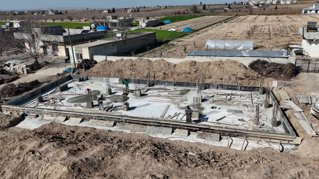 Karaköprü Kırsalına Yeni Çok Amaçlı Salonlar Kazandırılıyor