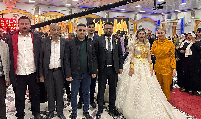 Kaymakam Güneş, genç çifti yalnız bırakmadı