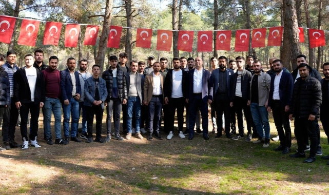 Nihat Çiftçi’den gençlere yönelik projeler!