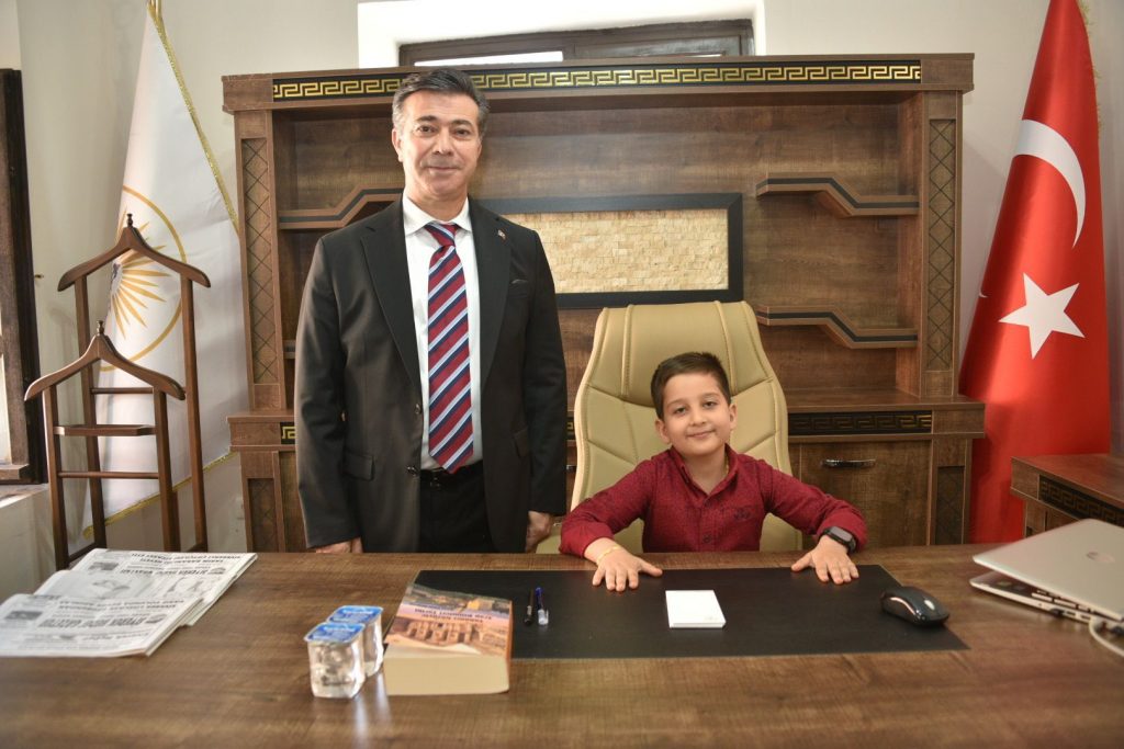 Siverek’te minik başkanların ilk talimatı yeşil alan oldu