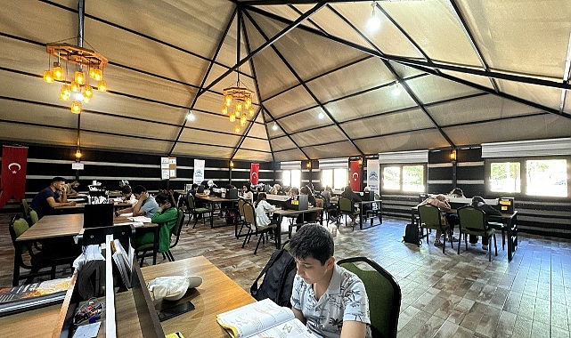 Eyyübiye Belediyesi Gençleri Geleceğe Hazırlıyor