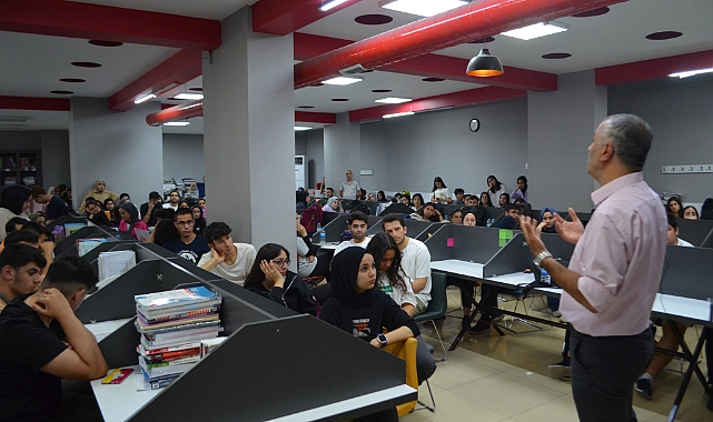 MEM Eğitim Kurumunda İlham Dolu Bir Seminer