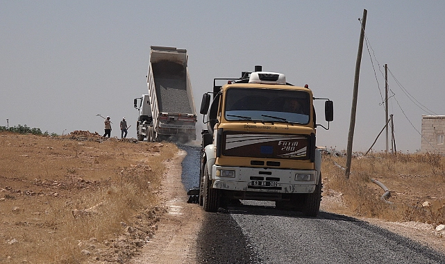 Büyükşehir’den Tarihi Harran İlçesinde Asfalt Çalışması