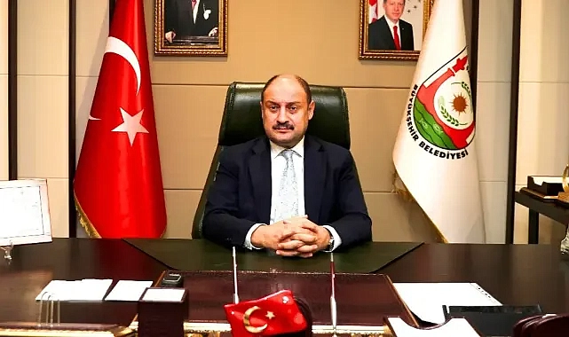 Başkan Mehmet Kasım Gülpınar, “Bağımsız Ve Birliştirici Siyaset Tarzının Fayda Sağlayacağı Kanaatindeyim”