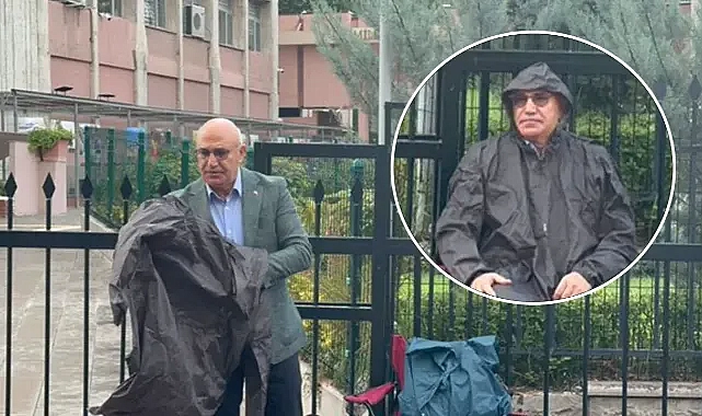 Vekil Tanal, Urfa’nın eğitim sorunları için bakanlık önünde nöbete başladı!