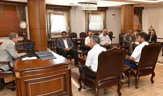 Vali Şıldak muhtarların taleplerini dinledi!