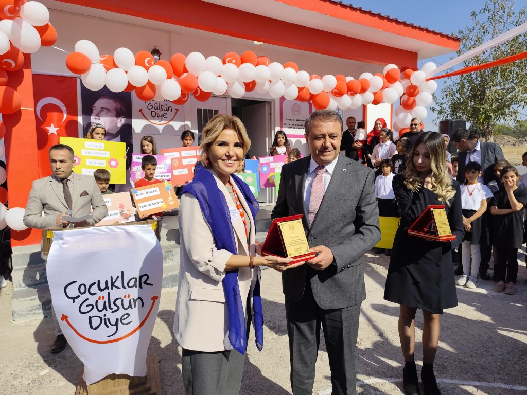 Gülben Ergen, Şanlıurfa’ya geldi!