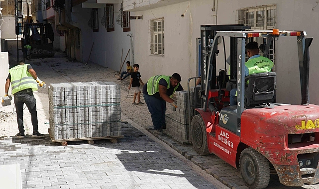 Haliliye’de iki mahallede üst yapı çalışmaları devam ediyor