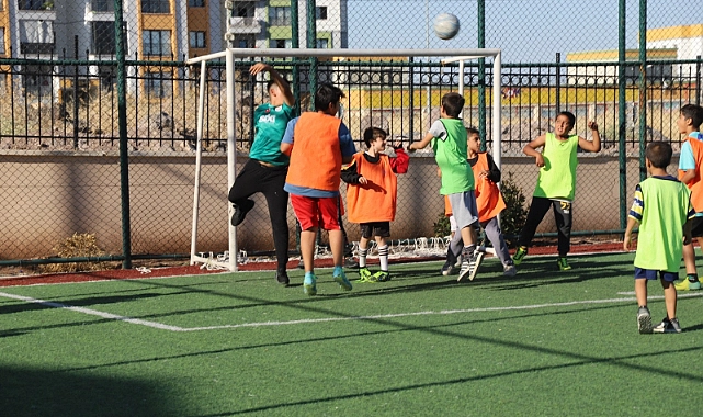 Karaköprü’de Yeni Sezon Spor Kursları Başladı