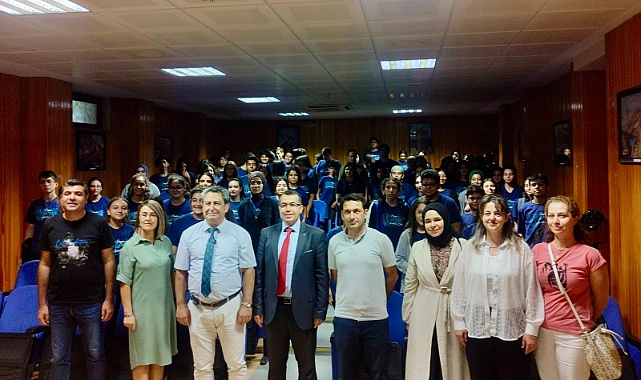 Profesör Yılmaz’dan Hatay’da Konferans