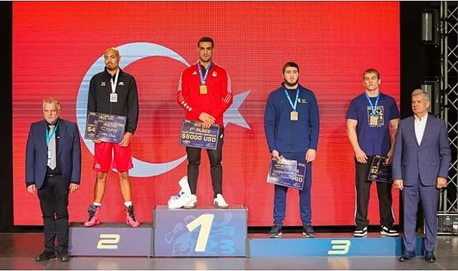 Şanlıurfalı Boksör Emrah Yaşar, U22 Avrupa Şampiyonu Oldu