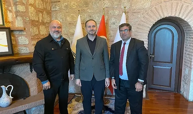 Muharram Çelik’ten Yeşilay Genel Başkanına Anlamlı Ziyaret