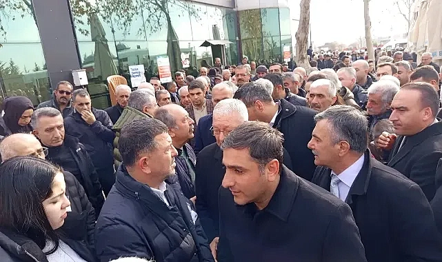 Ferhat Karadağ, Veli Ağbaba’nın Babasının Cenaze Törenine Katıldı