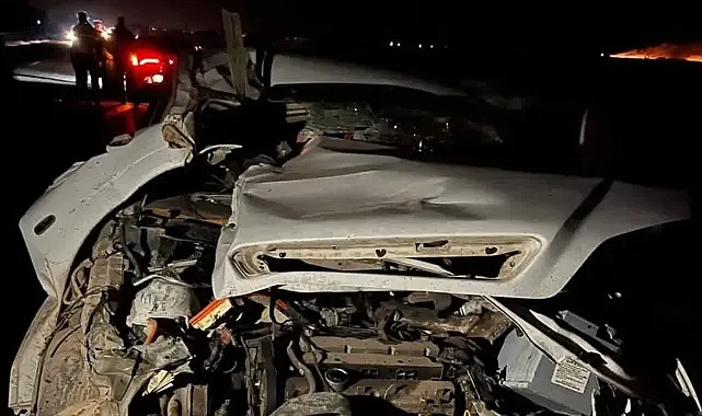 Urfa’da otomobil ile traktör çarpıştı!