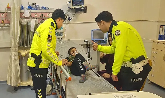 Urfa’da polislerin Heimlich Manevrası hayat kurtardı! Hastanede ziyaret ettiler!