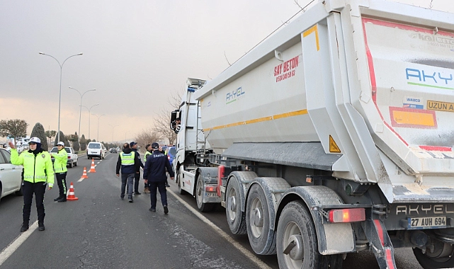 Şanlıurfa’da Hafriyat Kamyonları Ve Beton Mikserleri Denetlendi
