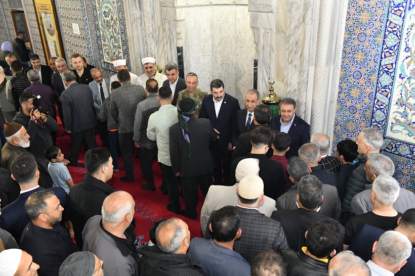 VALİ ŞILDAK, ŞANLIURFALILARIN BAYRAMINI KUTLADI