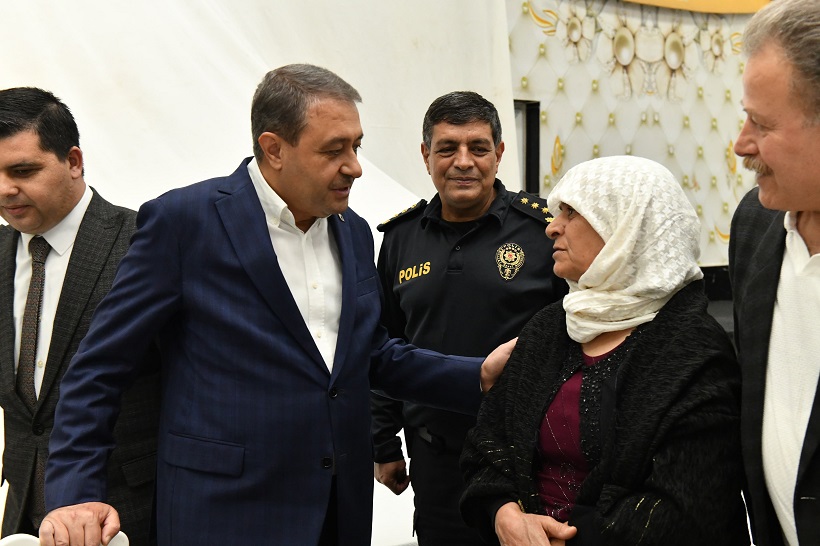 VALİ ŞILDAK: DEVLETİMİZ, MİLLETİMİZLE HER ZAMAN EL ELEDİR