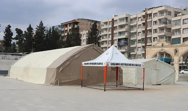 Büyükşehir Belediyesi, İki Ayrı Noktada İftar Çadırı Kurdu