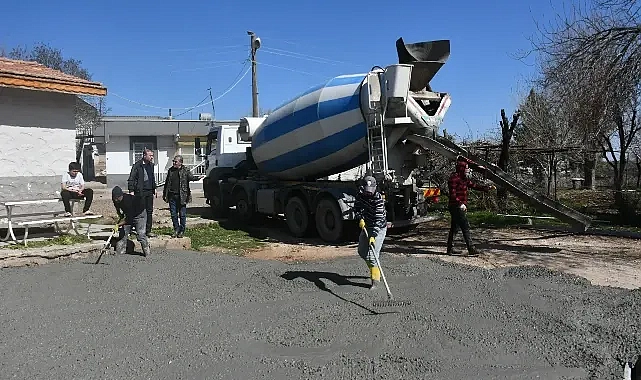 Siverek Belediyesi’nden Kırsal Okullara Destek: Sabancı İlkokulu’nun Bahçesi Yenilendi