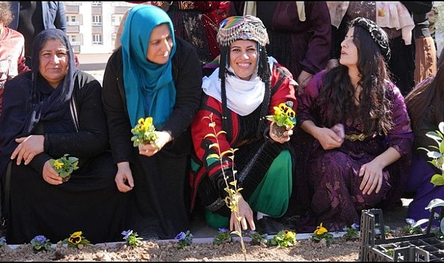 Suruç Belediyesi 8 Mart Kadın Parkı Açılışını Gerçekleştirdi