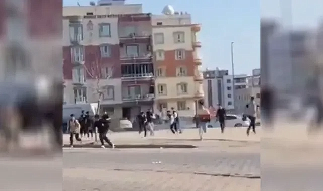 Urfa’nın ilçesinde gençler arasında kavga!
