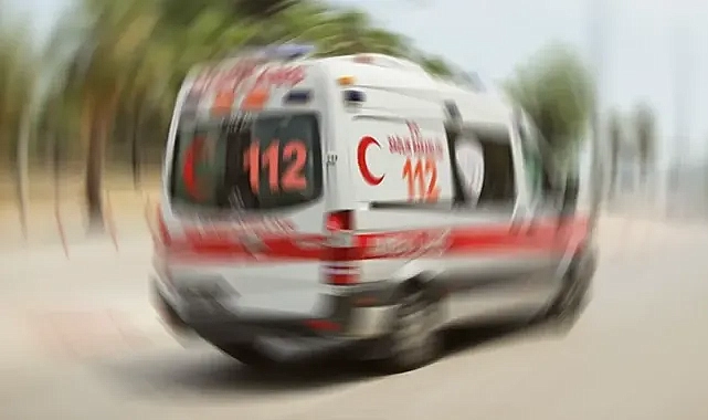 Yaralılar var: Otomobil devrildi