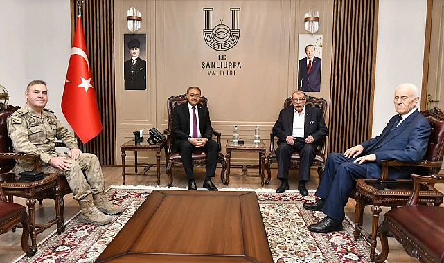 Eski İçişleri Bakanı Abdülkadir Aksu’dan Şanlıurfa Valiliğine Ziyaret