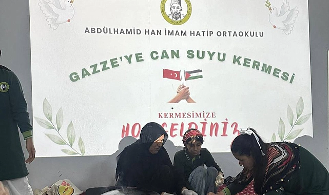 Gazze’ye Destek Kermesi: Abdülhamit Han İmam Hatip Ortaokulu’ndan Anlamlı Etkinlik