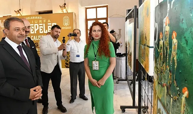 Sanatçılar, Taş Tepeleri resmetti