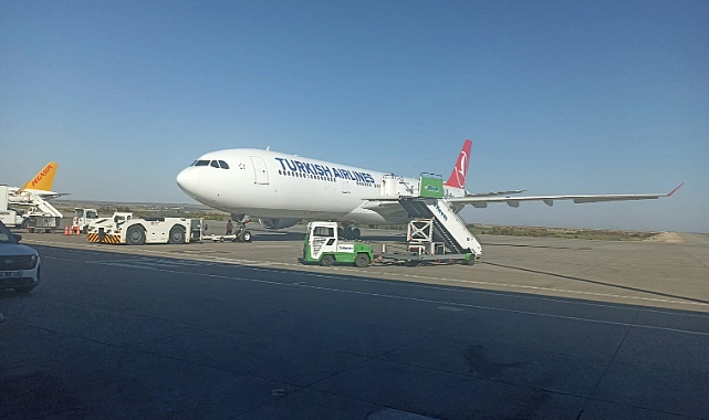 Şanlıurfa GAP Havalimanı’ndan Medine’ye hac döneminde direkt charter uçuşları başladı.