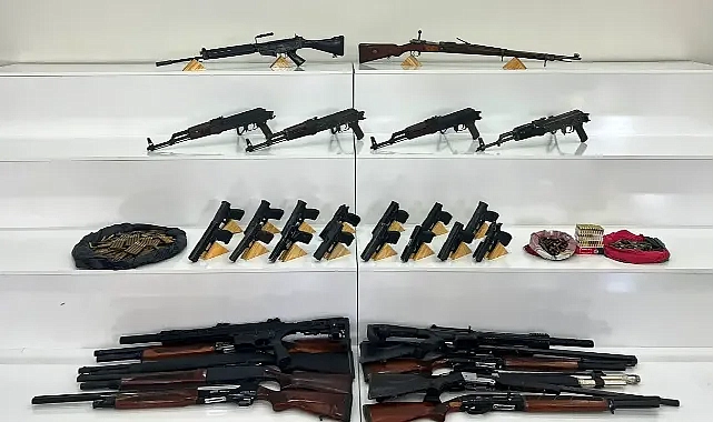 Şanlıurfa’da birçok adrese baskın yapıldı! Çok sayıda silah ele geçirildi!